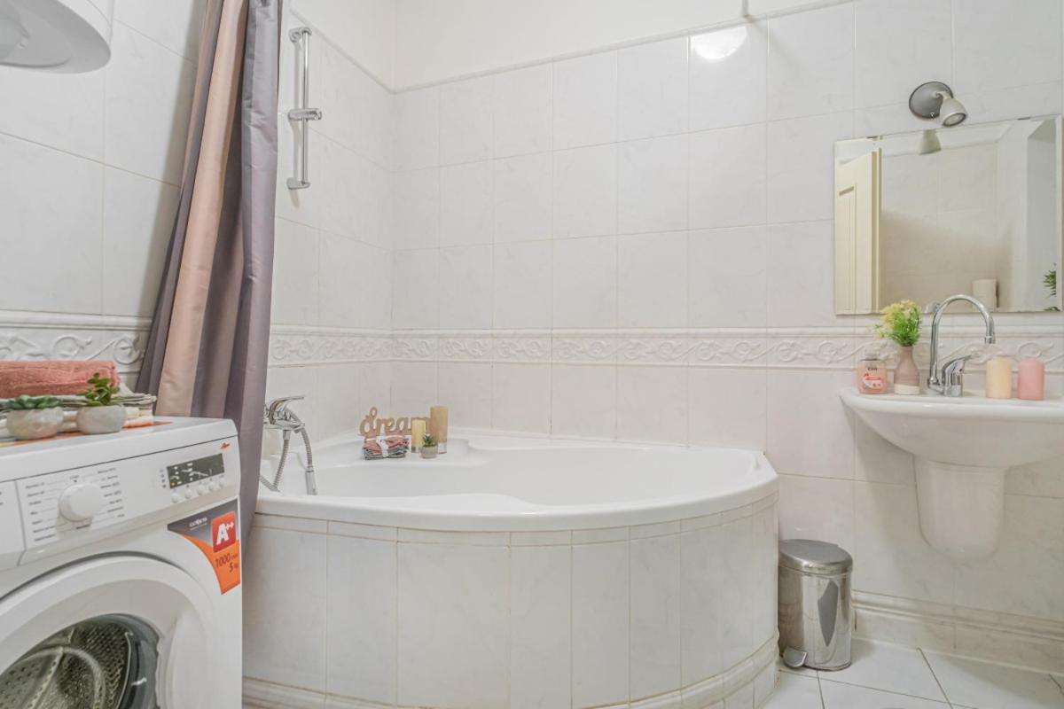 Bright Studio Close To Charles Bridge And Prague Castle Praga Exterior foto