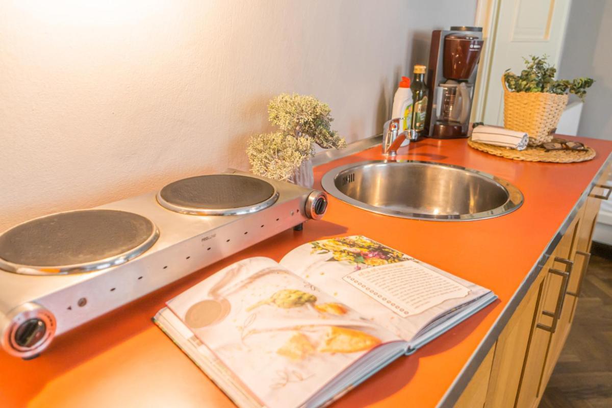 Bright Studio Close To Charles Bridge And Prague Castle Praga Exterior foto